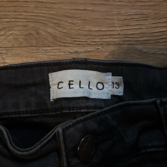 Cello Black Distressed Women's Jeans - Picture 4 of 8
